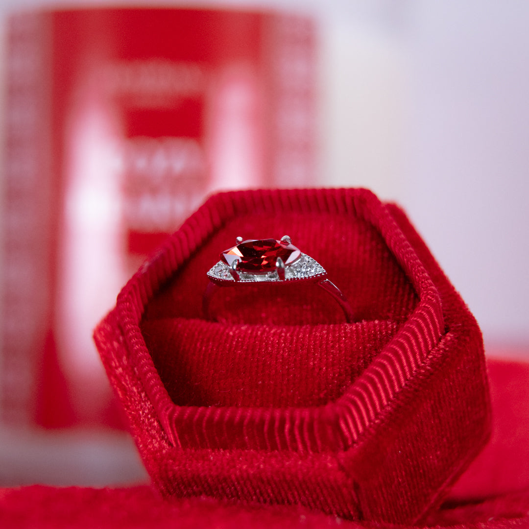 Cozy Hearth Candle & Bath Bomb Set with Hidden Rings