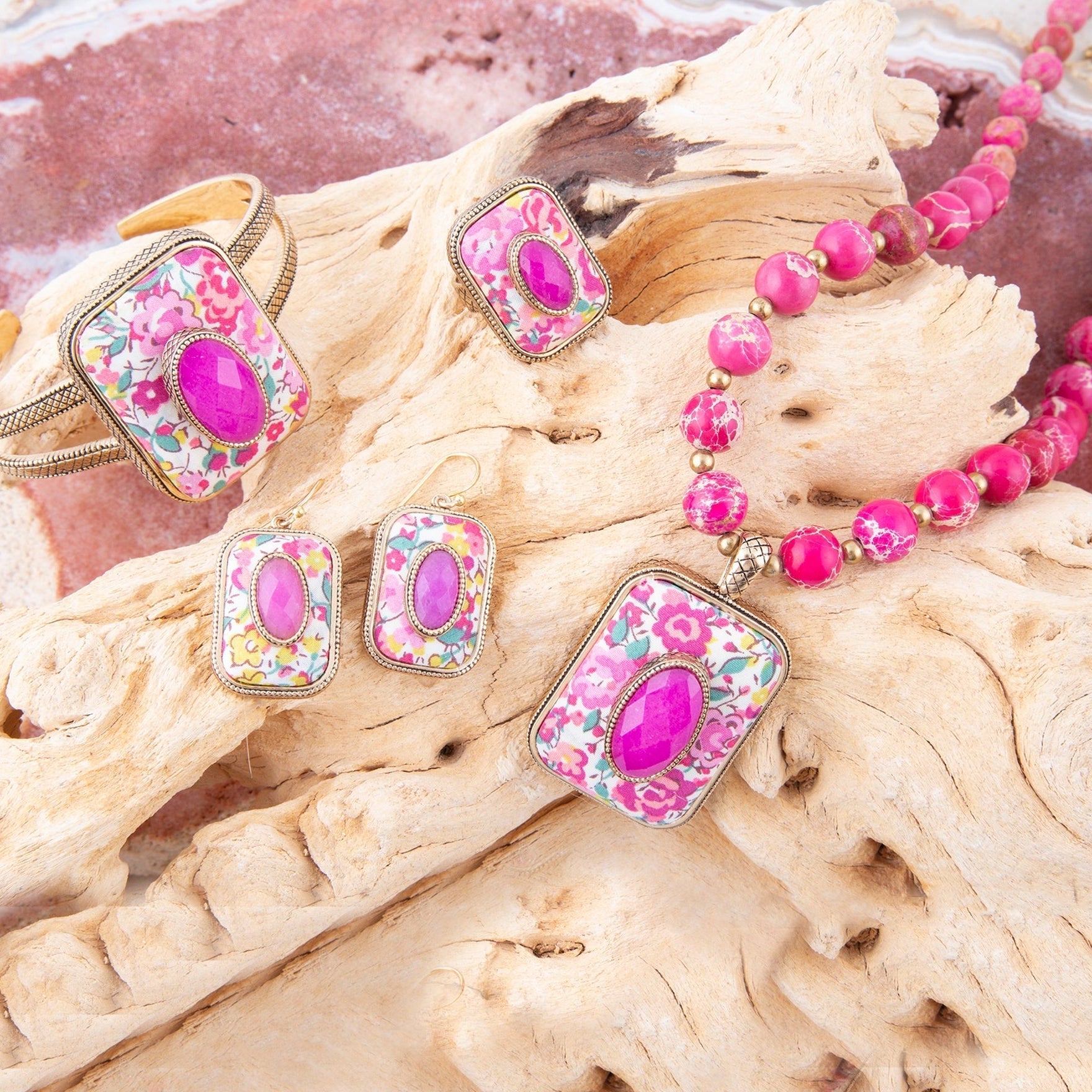 Pink Agate Floral Pendant Necklace | Genuine Stone & Golden Bronze
